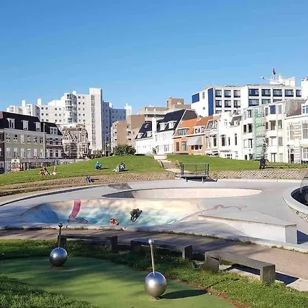 아파트 115 M2 With Garden 200m From The