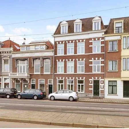 Apartment 115 M2 With Garden 200m From The